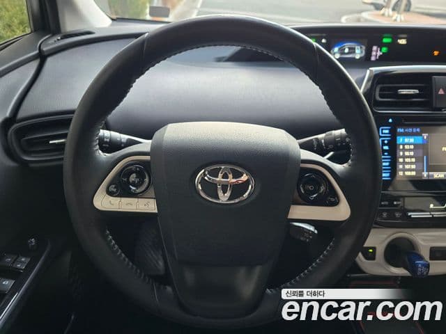 Toyota 프리우스 4세대 1.8 E, 2017 10