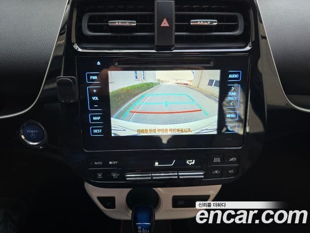 Toyota 프리우스 4세대 1.8 E, 2017 11