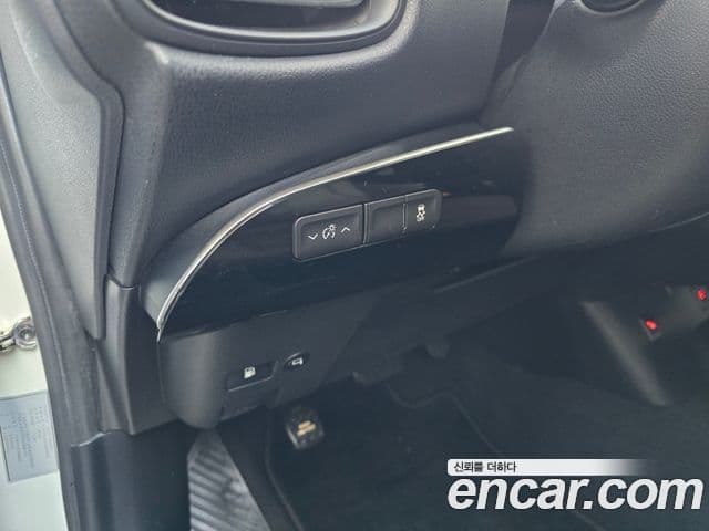 Toyota 프리우스 4세대 1.8 E, 2017 19