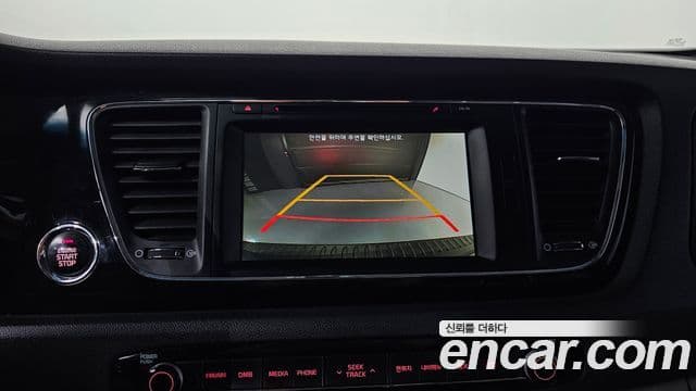 Kia All New Carnival Prestige, 2016 17