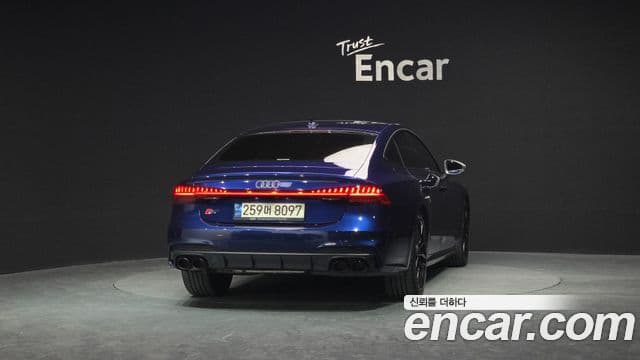 Audi S7 (4K), 2021 4