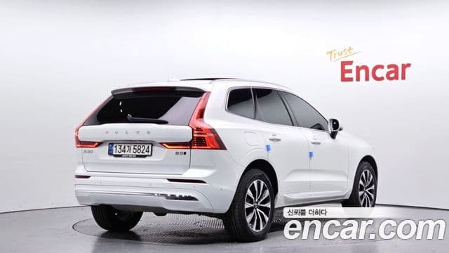 Volvo XC60 2세대 B5 Ultimate Bright, 2023 2
