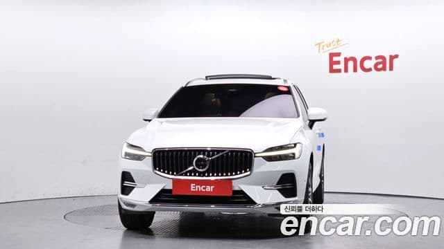 Volvo XC60 2세대 B5 Ultimate Bright, 2023 3