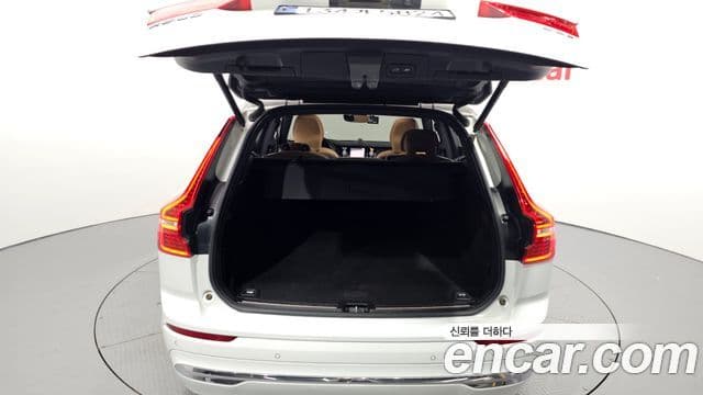 Volvo XC60 2세대 B5 Ultimate Bright, 2023 20