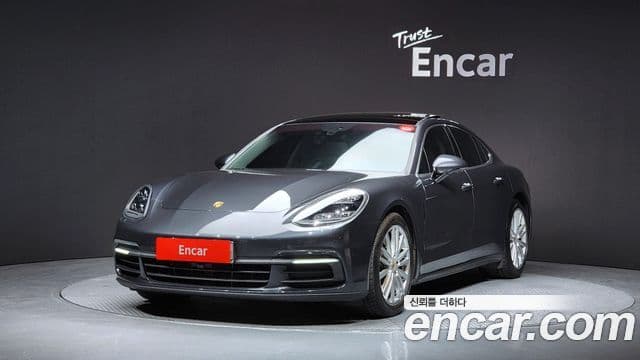 Porsche Panamera (971), 2018 1