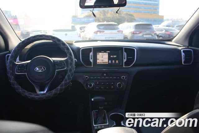 Kia Sportage 4세대 дизель 2.0 2WD Trendy, 2017 2