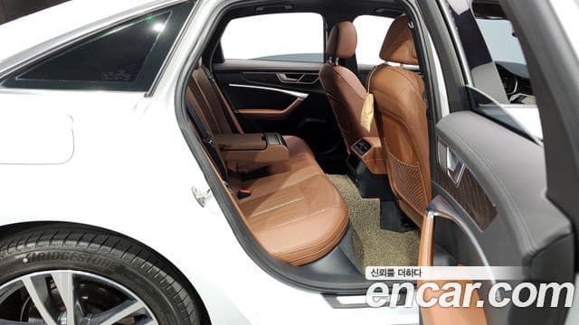 Audi A6 (C8) Premium, 2022 12