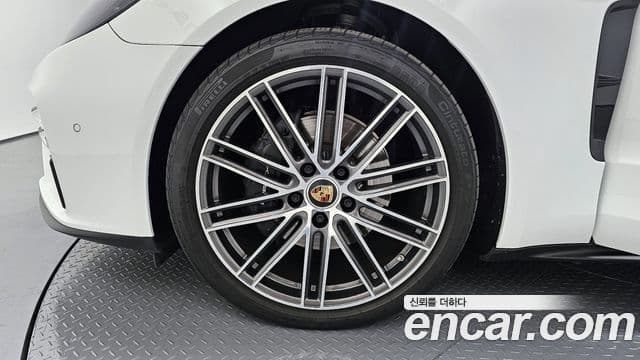 Porsche Panamera (971), 2021 все фото