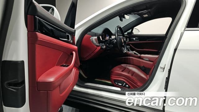 Porsche Panamera (971), 2021 10