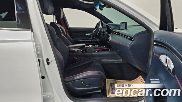 Genesis GV70, 2021 10