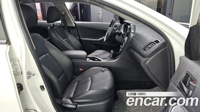 Kia The / новый New K5 Luxury, 2014 10