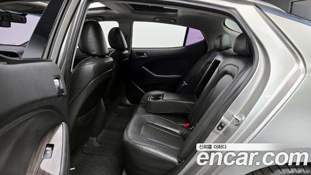 Kia K5 Luxury, 2011 12