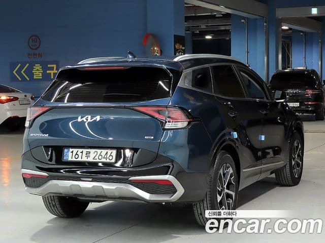 Kia Sportage 5세대 гибрид Signature 2WD, 2023 2