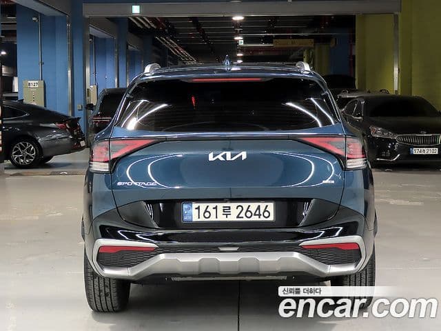 Kia Sportage 5세대 гибрид Signature 2WD, 2023 4