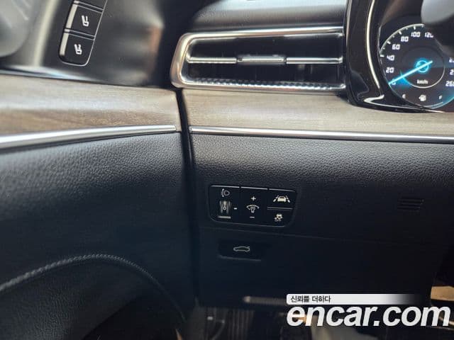 Kia K5 3세대 Signature, 2022 7