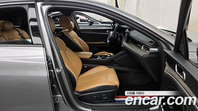 Kia K5 3세대 Signature, 2022 11