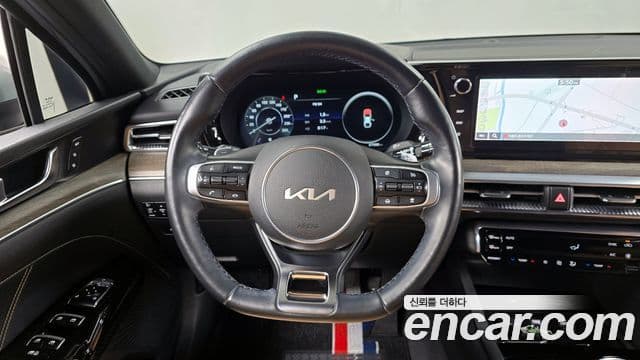 Kia K5 3세대 Signature, 2022 13