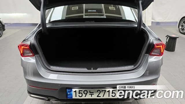 Kia K5 3세대 Signature, 2022 20