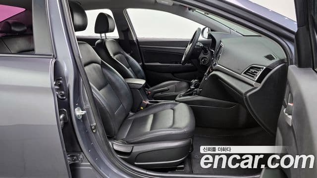 Hyundai Avante AD Special, 2017 10