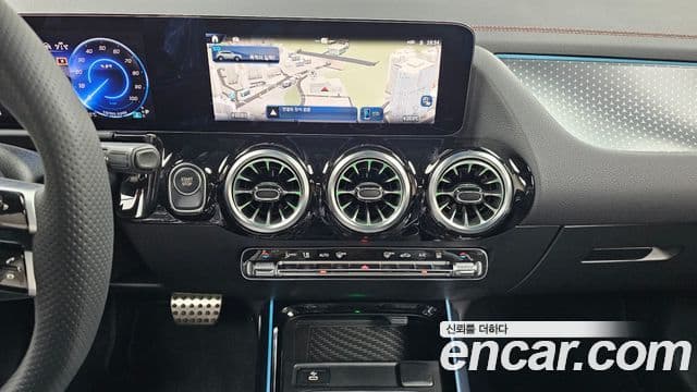 Mercedes-Benz EQA H243 AMG Line, 2025 15