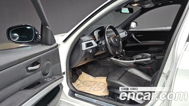 BMW 3시리즈 (E90) 320d седан M Sport, 2011 10