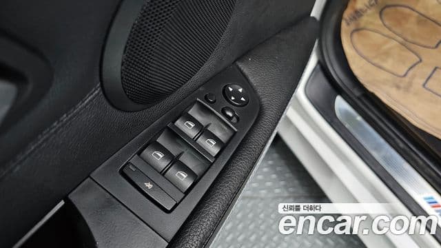 BMW 3시리즈 (E90) 320d седан M Sport, 2011 13