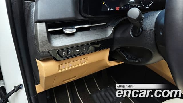 Kia Carnival 4세대 бензин 9인승 High Limousine(компания по спецнадстройкам), 2023 15