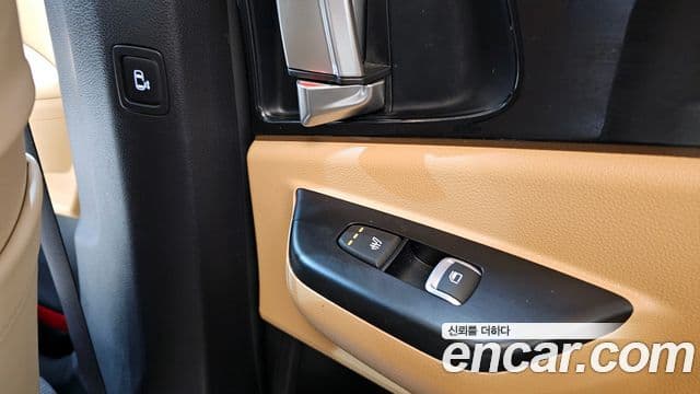 Kia Carnival 4세대 бензин 9인승 High Limousine(компания по спецнадстройкам), 2023 18