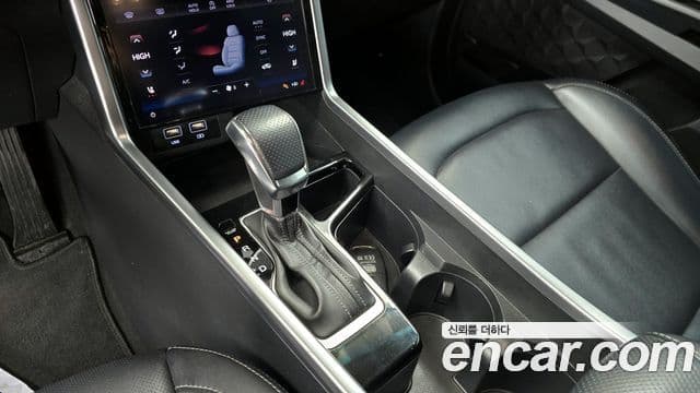 KG모빌리티(SsangYong) Torres T7, 2023 9