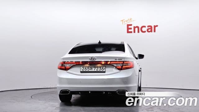 Hyundai Grandeur HG Modern, 2016 4