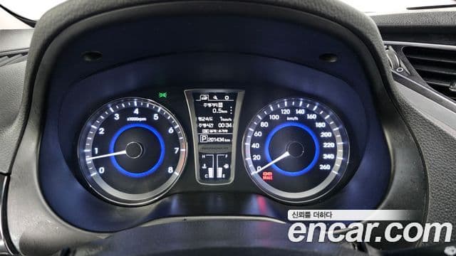 Hyundai Grandeur HG Modern, 2016 8