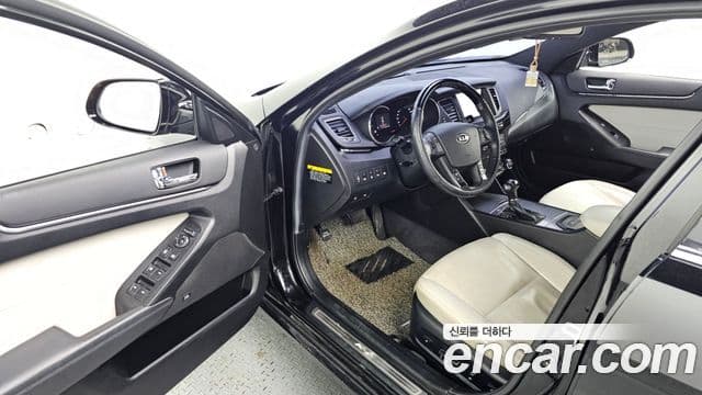 Kia K7 Premium, 2011 10