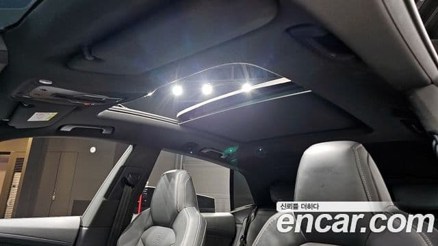 Audi Q8 (4M) Premium, 2022 19