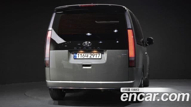 Hyundai Staria Inspiration, 2023 4