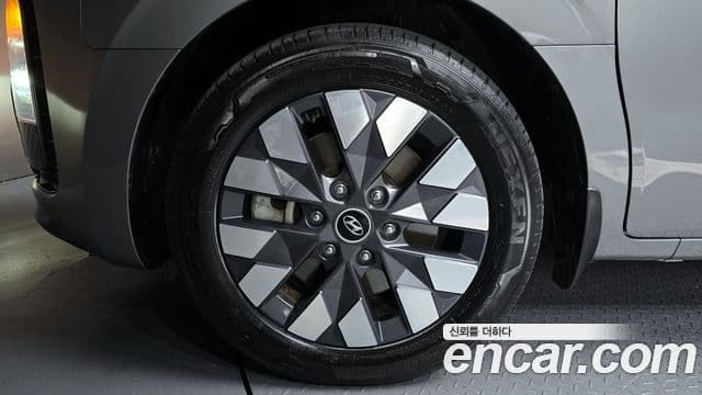 Hyundai Staria Inspiration, 2023 все фото