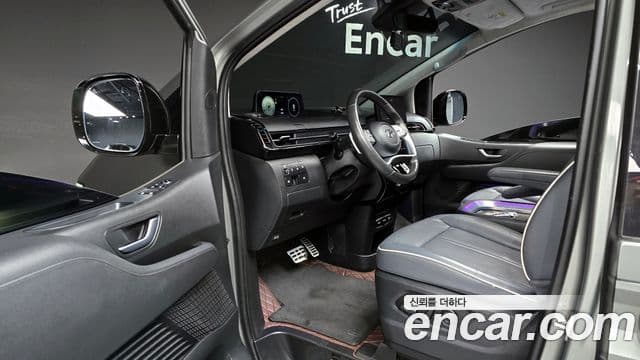 Hyundai Staria Inspiration, 2023 11