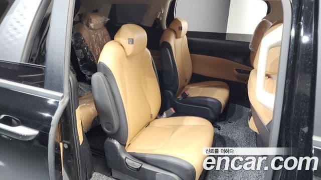 Kia Carnival 4세대 Prestige, 2022 12