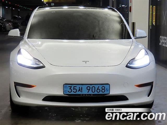 Tesla модель 3 Standard Range Plus RWD, 2020 2