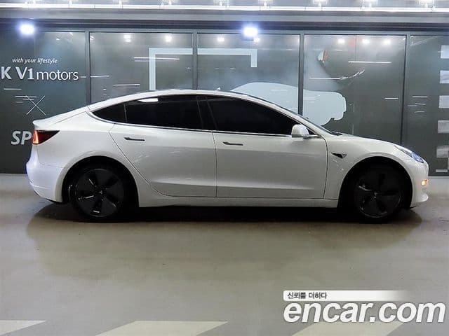 Tesla модель 3 Standard Range Plus RWD, 2020 3