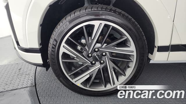 KG모빌리티(SsangYong) Actyon 2세대 S8, 2026 все фото