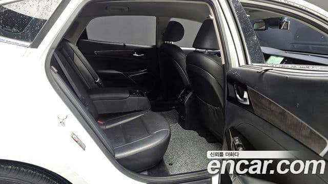 Kia K7 Premier 3.0 LPI Prestige(арендный автомобиль), 2020 12