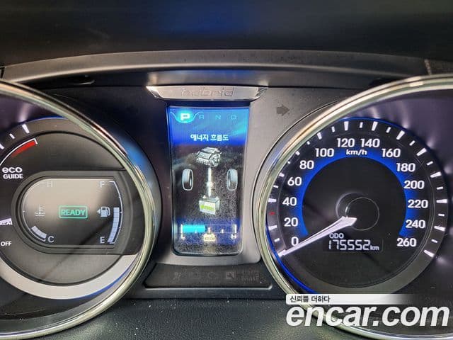 Hyundai Sonata гибрид Royal, 2012 11