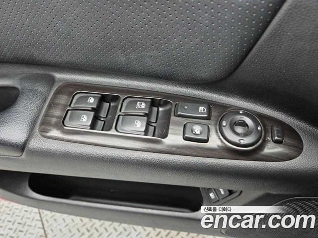 Kia 로체 이노베이션 люксовая версия Special, 2010 14