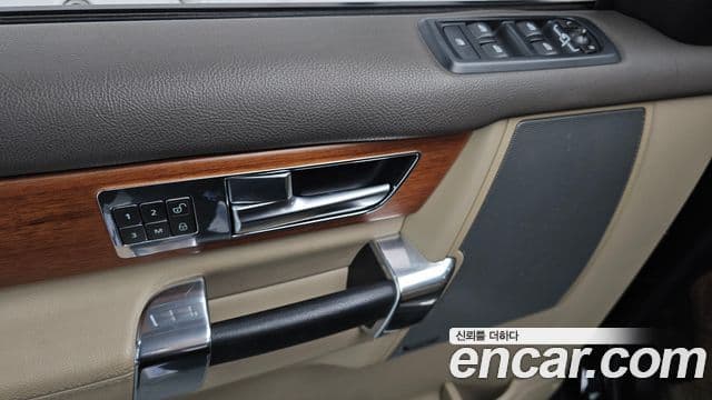 Land Rover Discovery 4 3.0 SDV6 HSE, 2014 17