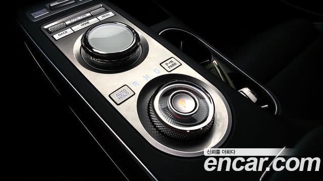 Genesis GV70, 2023 9