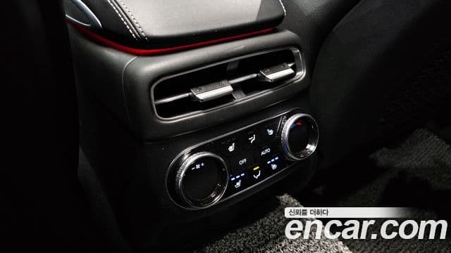 Genesis GV70, 2023 18