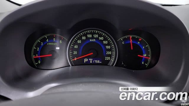 Kia Carnival R Grand Carnival GLX, 2010 8