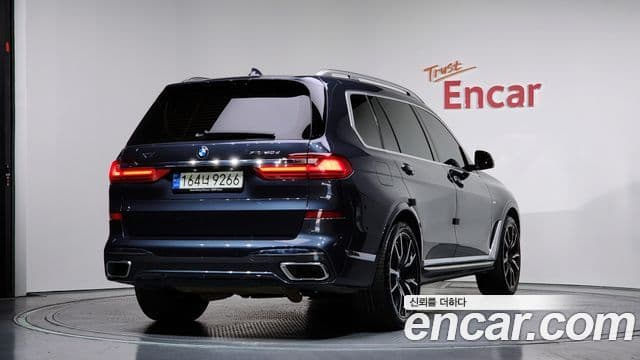 BMW X7 (G07) xDrive 40d M Sport 6인승, 2021 2