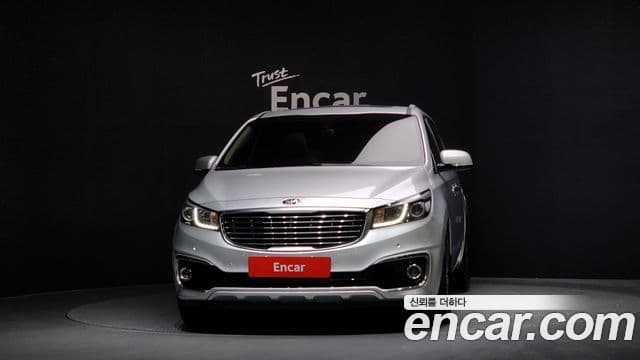 Kia All New Carnival Luxury, 2017 3