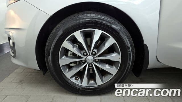 Kia All New Carnival Luxury, 2017 все фото